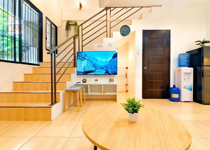 Townhouse 4br Unit 10 In La Guardia Near It Park Hébergement de vacances
