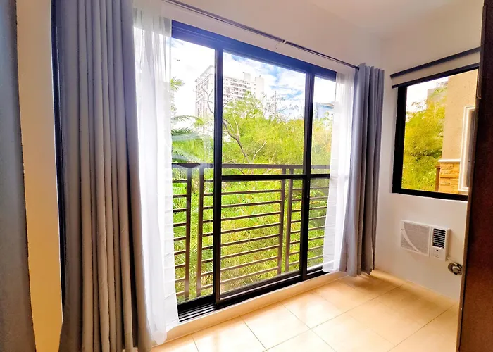 Hébergement de vacances Townhouse 4br Unit 10 In La Guardia Near It Park *