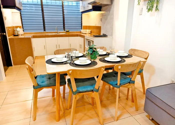 Hébergement de vacances Townhouse 4br Unit 10 In La Guardia Near It Park *