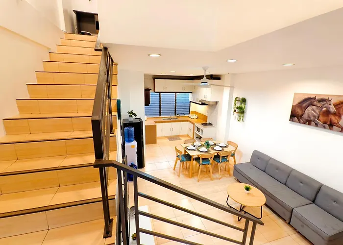 Townhouse 4br Unit 10 In La Guardia Near It Park Cebu