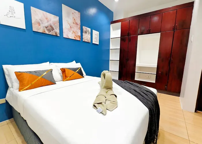 Townhouse 4br Unit 10 In La Guardia Near It Park Cebu