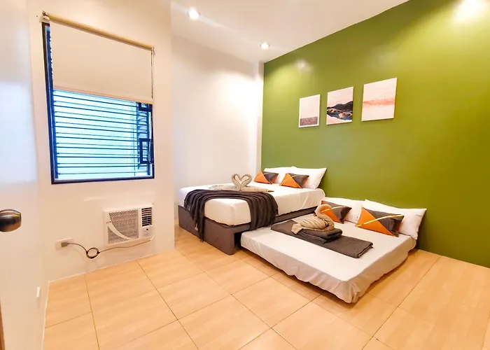 Hébergement de vacances Townhouse 4br Unit 10 In La Guardia Near It Park Cebu