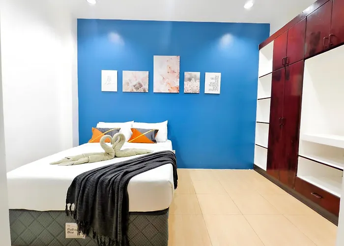 Townhouse 4br Unit 10 In La Guardia Near It Park * Cebu
