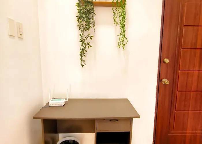 Townhouse 4br Unit 10 In La Guardia Near It Park Hébergement de vacances Cebu